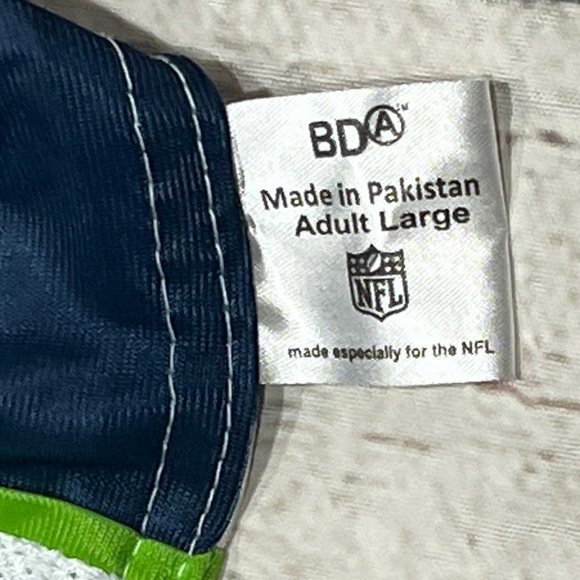 Seattle Seahawks NFL Flag Football Reversible Jersey Mens - Picture 6 of 6